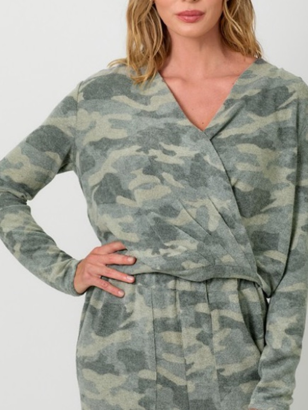 🍂SPECIAL🍂BRUSHED KNIT PLUNGING NECK TOP|DUSTY OLIVE